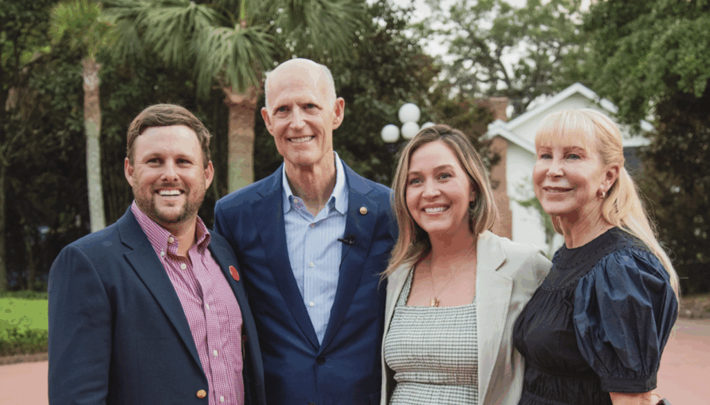 Republican Rally Rocks the House – ECB Publishing, Inc.